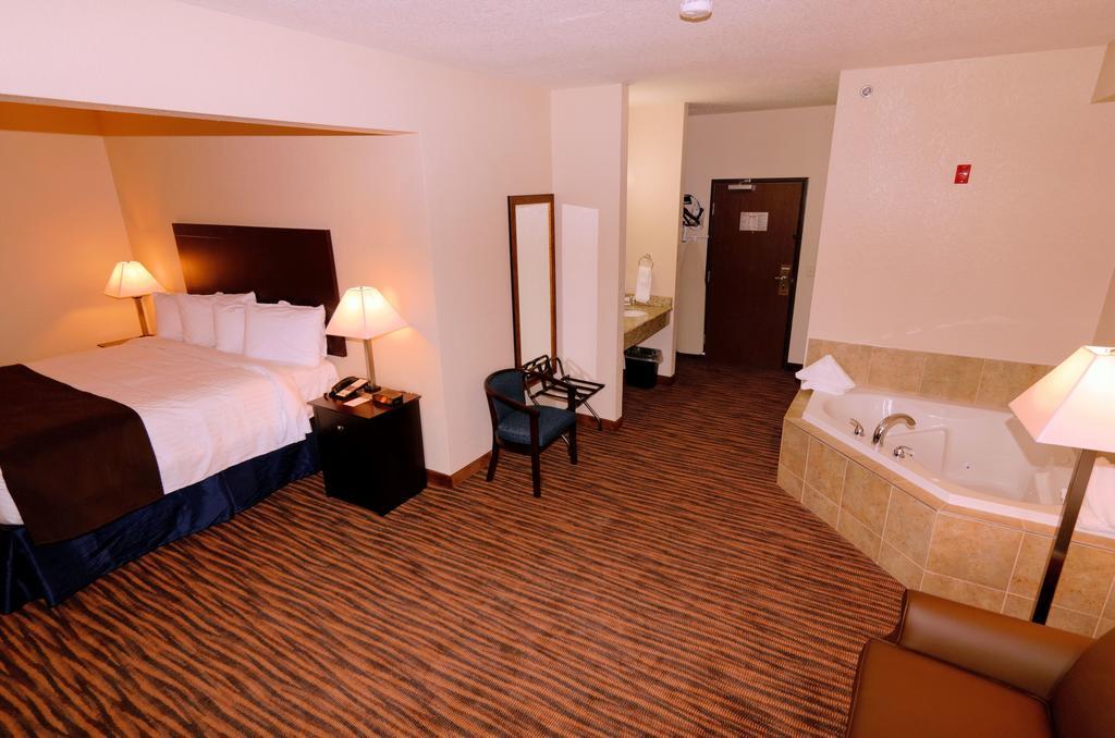 Cobblestone Inn & Suites - Denison | Oak Ridge Esterno foto