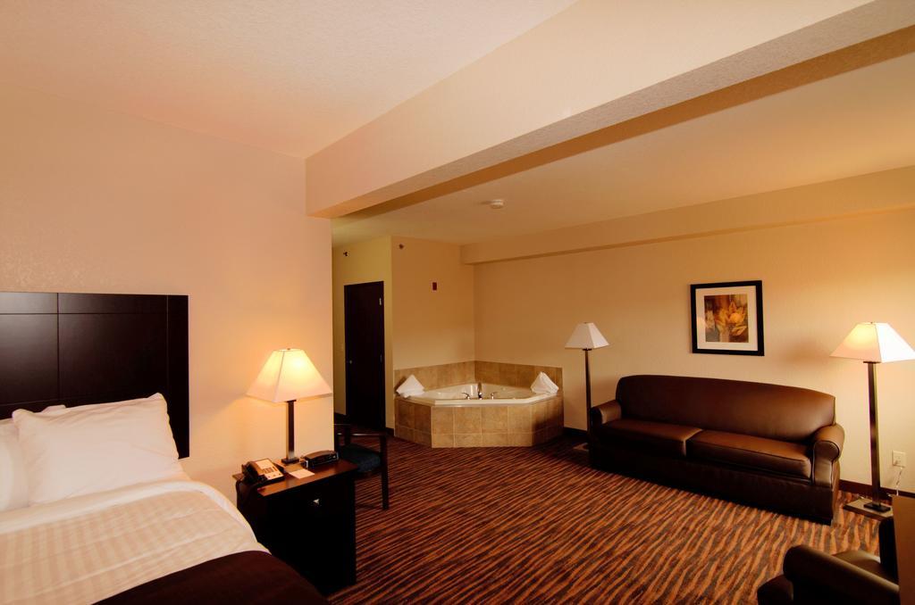Cobblestone Inn & Suites - Denison | Oak Ridge Esterno foto