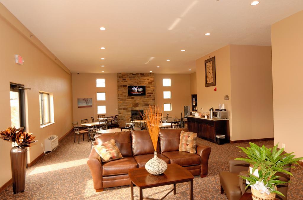 Cobblestone Inn & Suites - Denison | Oak Ridge Esterno foto