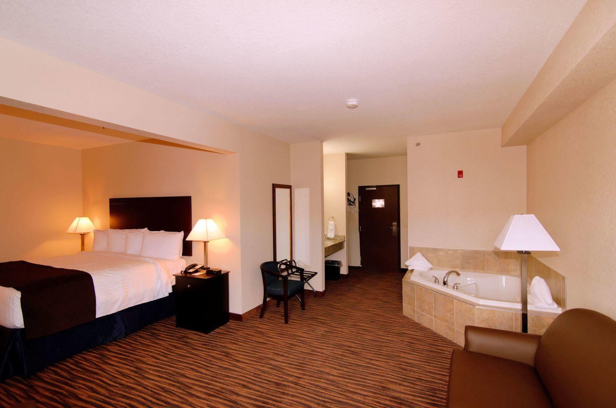 Cobblestone Inn & Suites - Denison | Oak Ridge Esterno foto