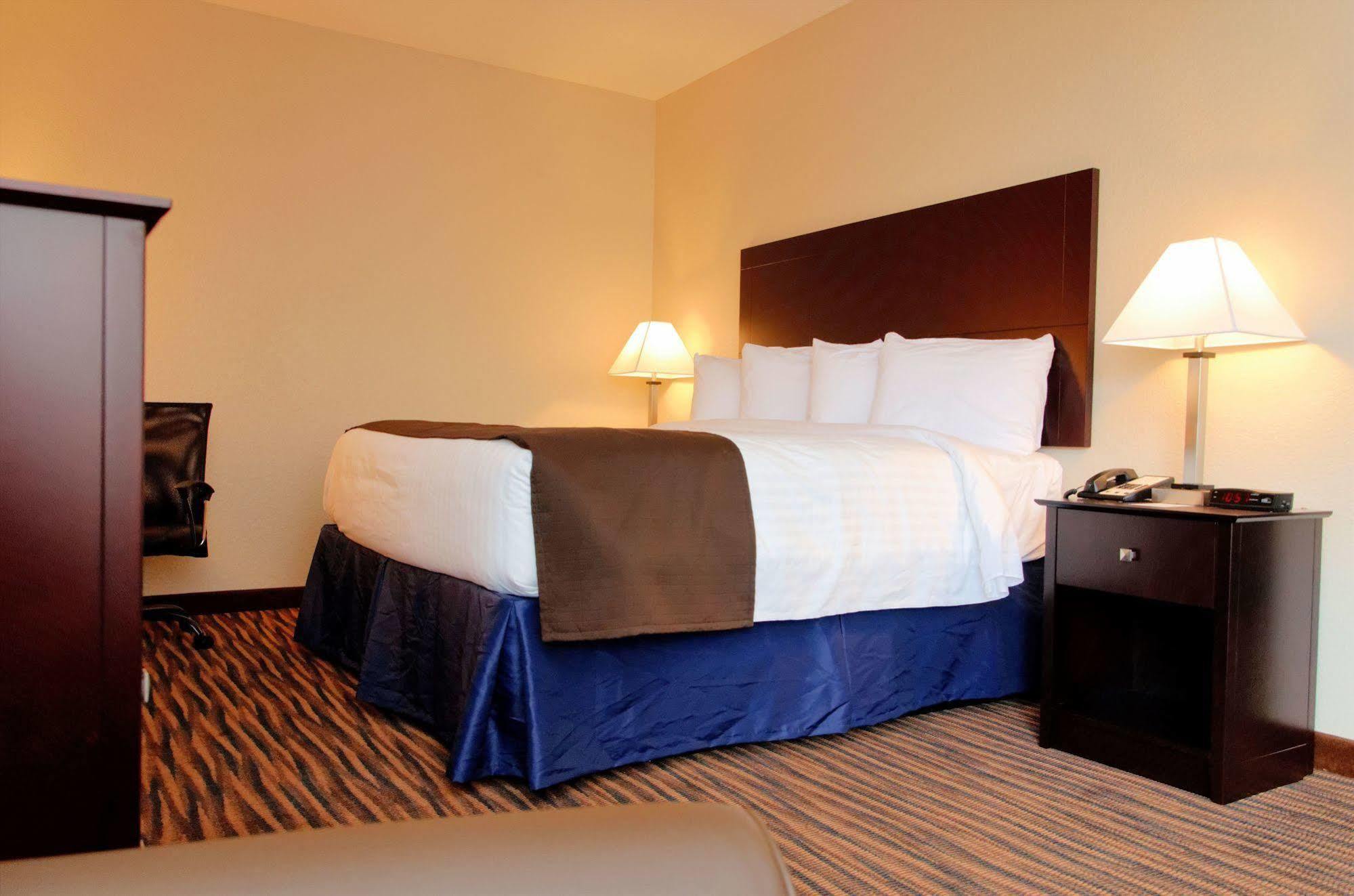 Cobblestone Inn & Suites - Denison | Oak Ridge Esterno foto