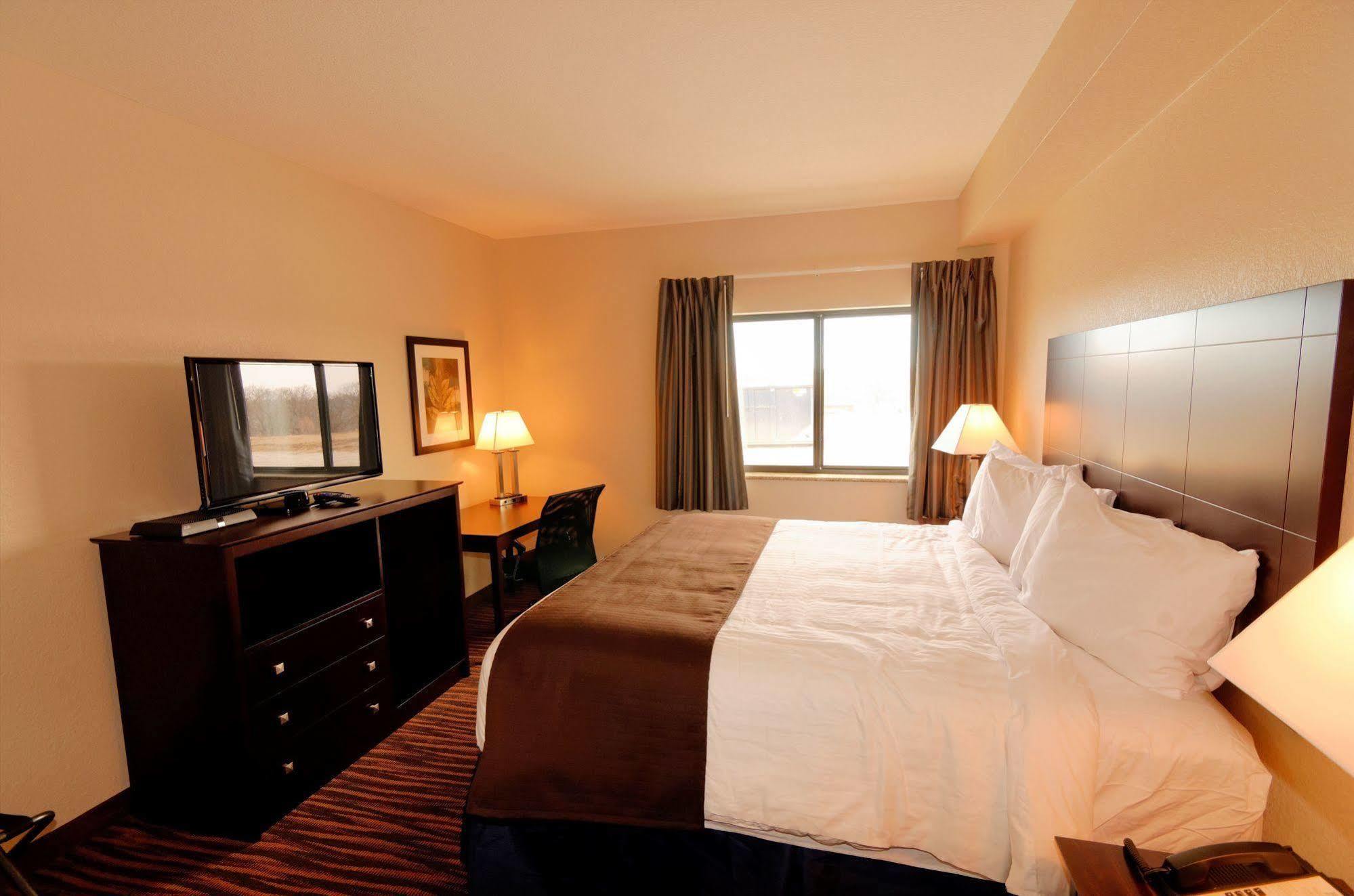 Cobblestone Inn & Suites - Denison | Oak Ridge Esterno foto
