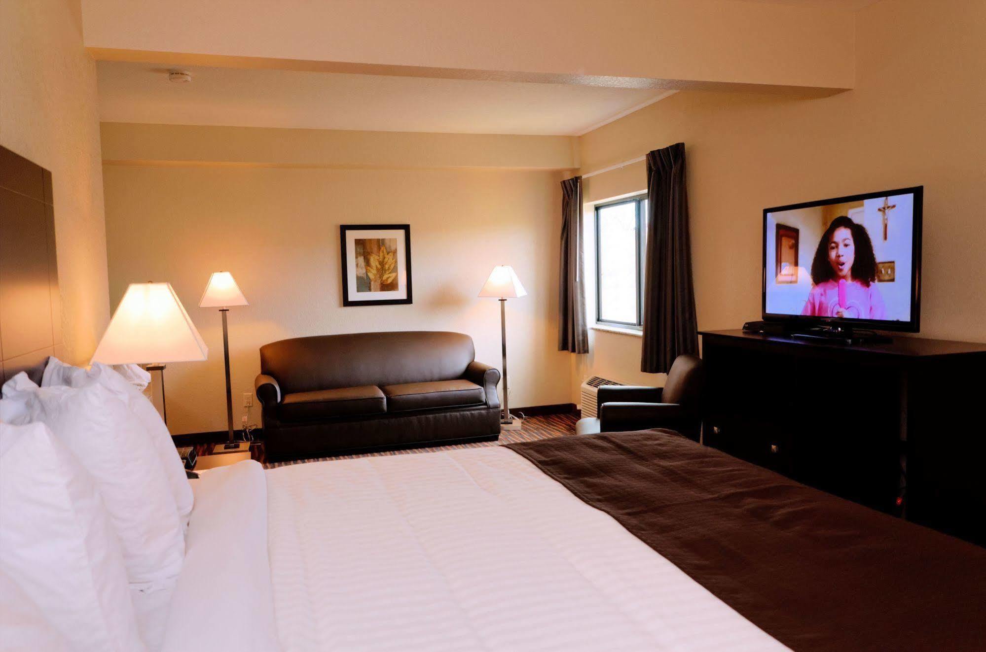 Cobblestone Inn & Suites - Denison | Oak Ridge Esterno foto