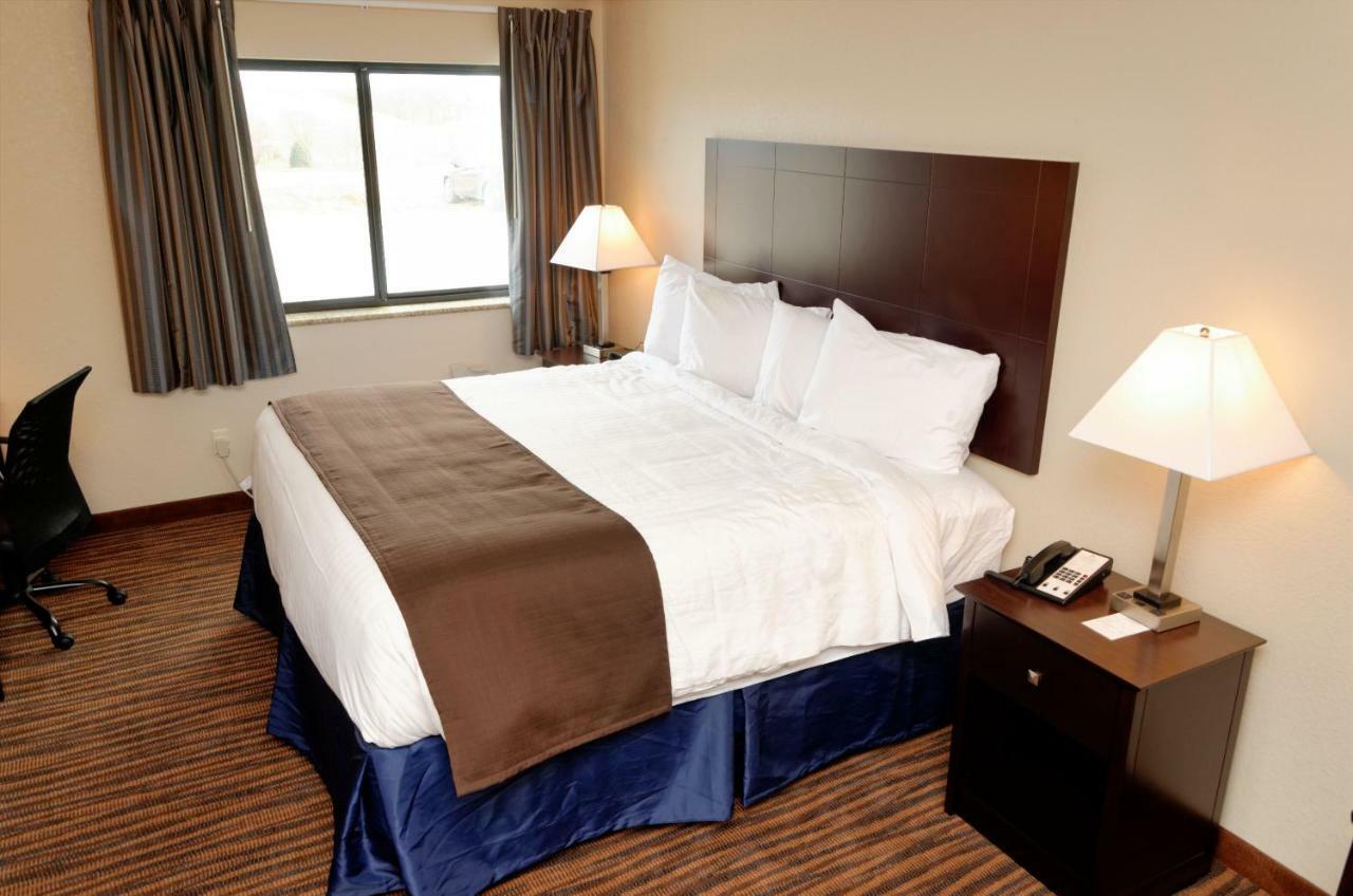 Cobblestone Inn & Suites - Denison | Oak Ridge Esterno foto